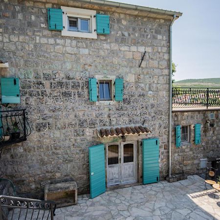 Villa Toscana With A Pool Τίβατ Εξωτερικό φωτογραφία