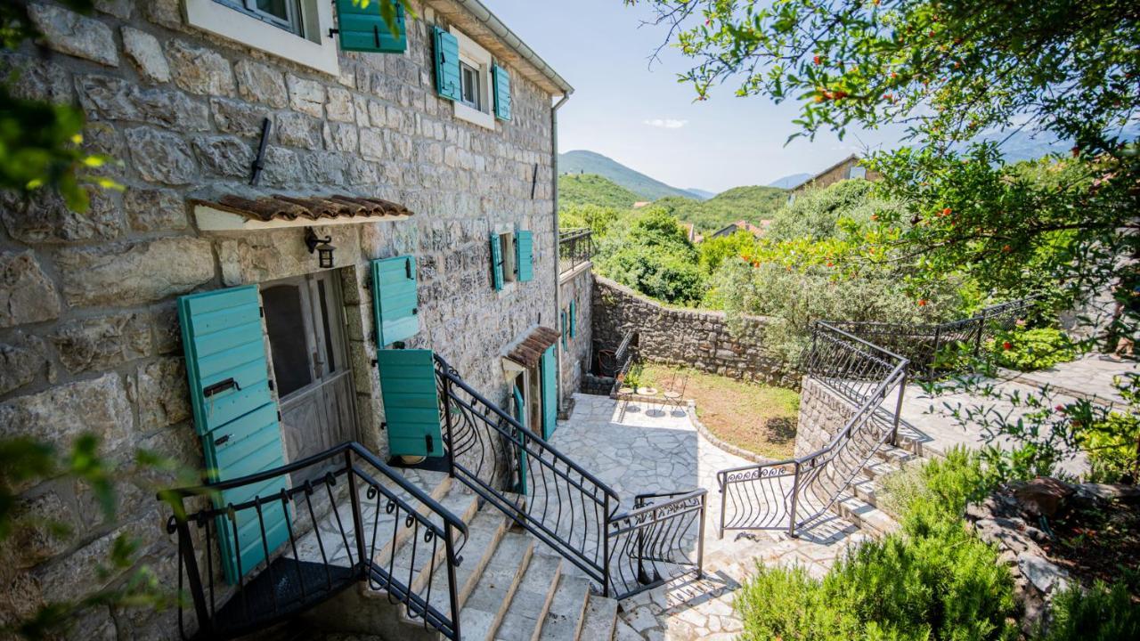 Villa Toscana With A Pool Τίβατ Εξωτερικό φωτογραφία